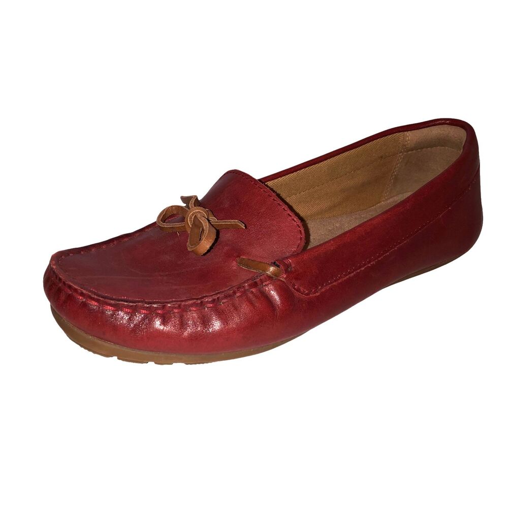 Clarks Collection Womens Size 7.5 M Red Leather Driving Moc Loafer Comfort Shoes